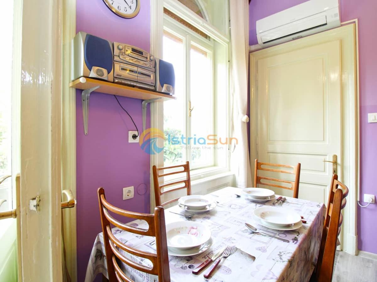 Studio Apartman Lea พูลา ภายนอก รูปภาพ